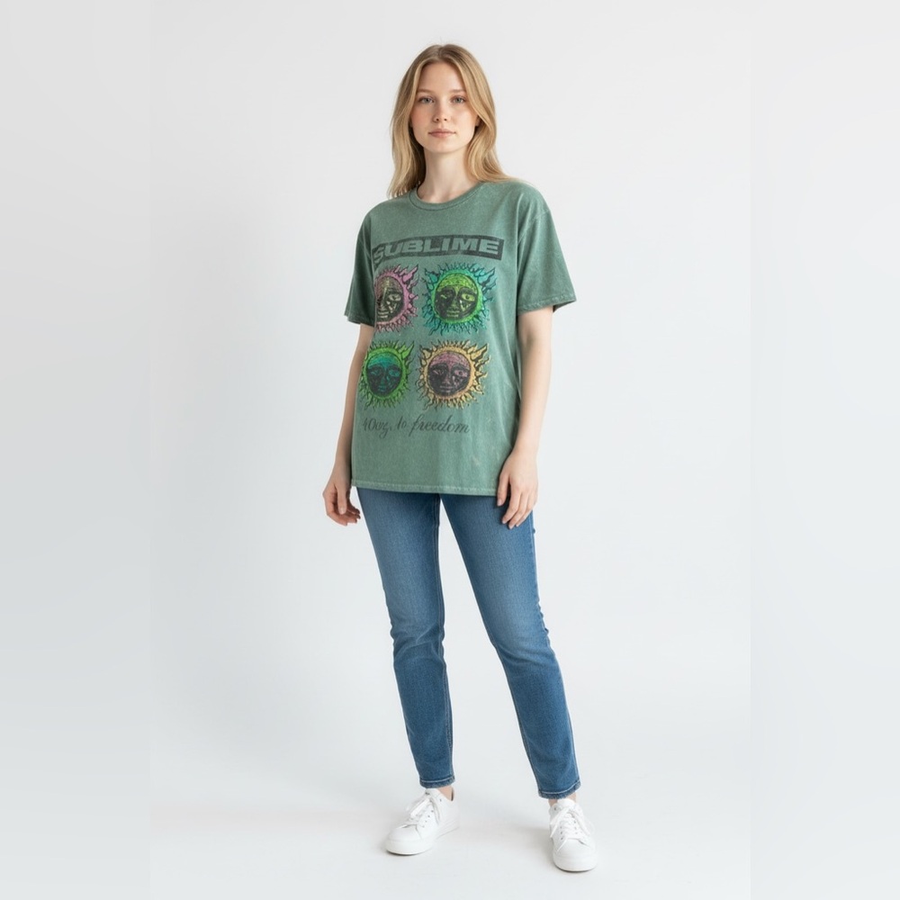 Sublime Sun Face Graphic Tee Women’s Medium 40oz to Freedom Green Band Shirt